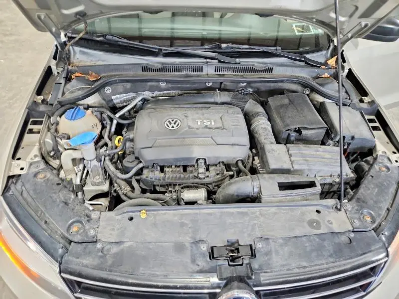 2015 VOLKSWAGEN JETTA SE  