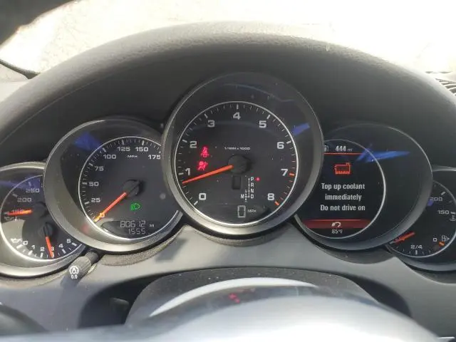2017 PORSCHE CAYENNE   