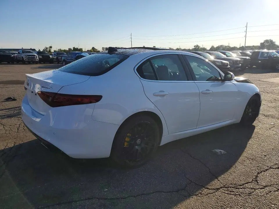 2019 ALFA ROMEO GIULIA TI  
