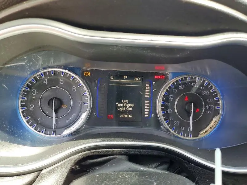 2017 CHRYSLER 200 LIMITED  