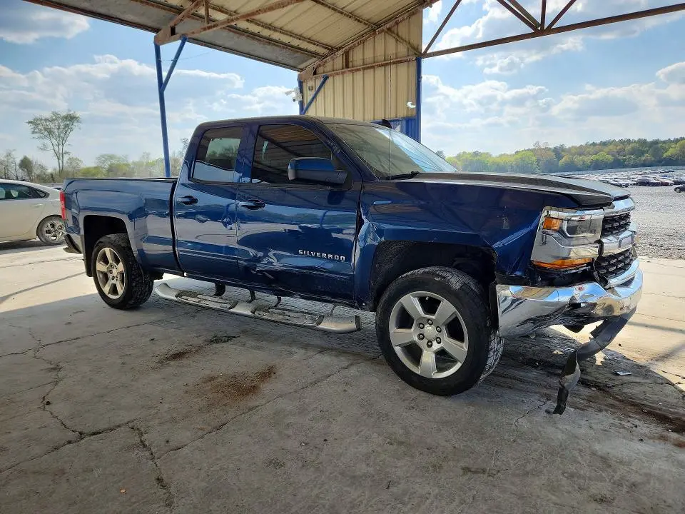 2017 CHEVROLET SILVERADO C1500 LT  