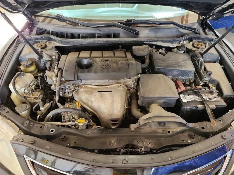 2011 TOYOTA CAMRY LE  
