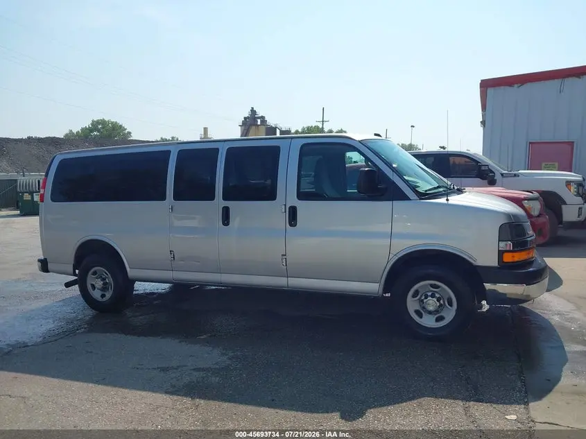 2016 CHEVROLET EXPRESS 3500 LT