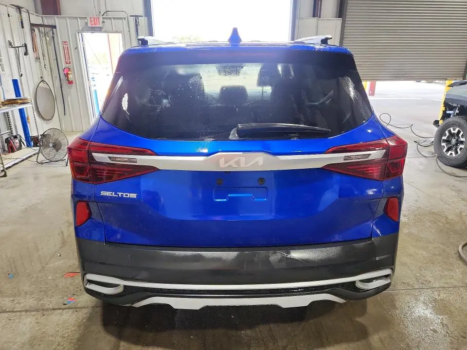 2023 KIA SELTOS S  