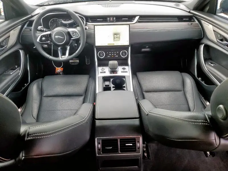 2023 JAGUAR XF R-DYNAMIC SE