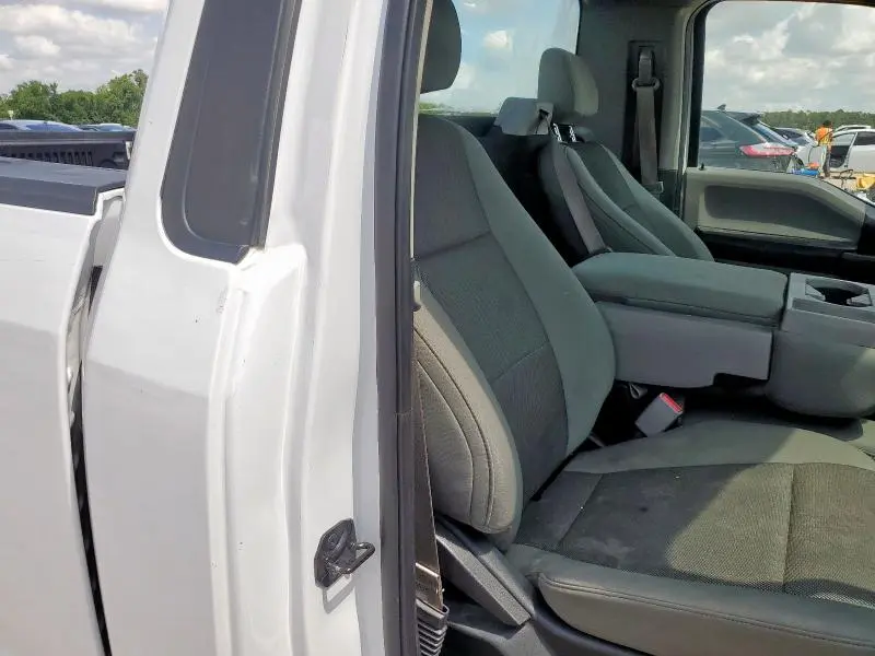 2016 FORD F150   