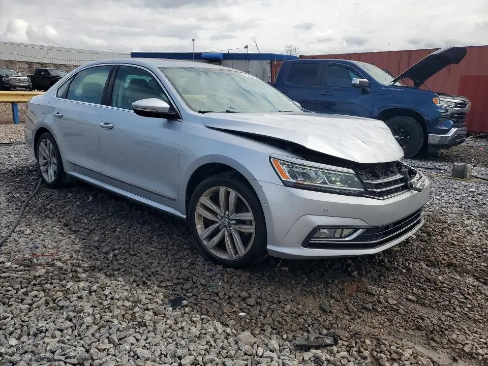 2017 VOLKSWAGEN PASSAT SEL PREMIUM  