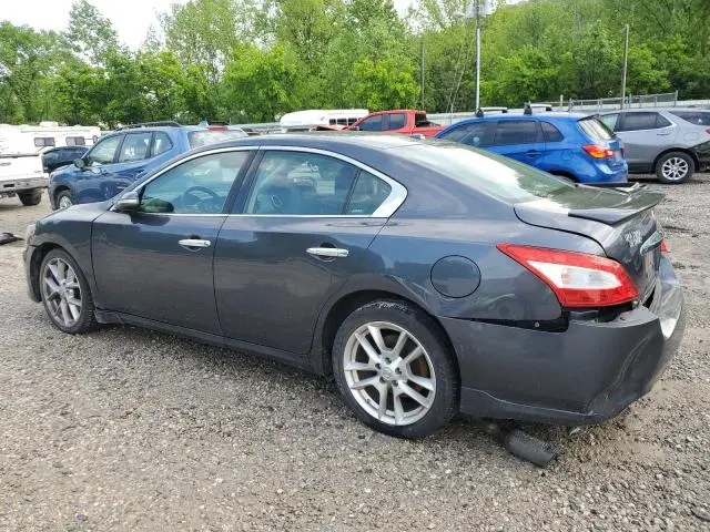 2010 NISSAN MAXIMA S