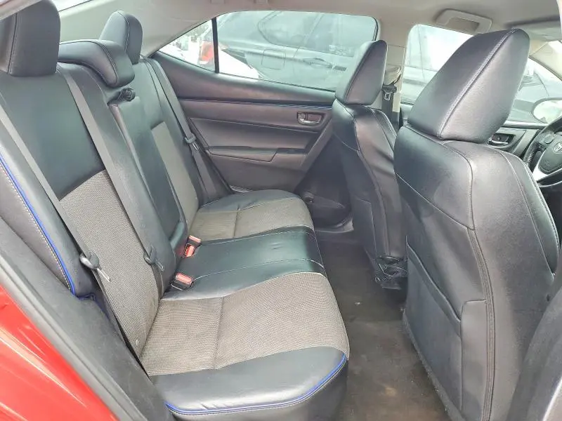 2017 TOYOTA COROLLA SE  