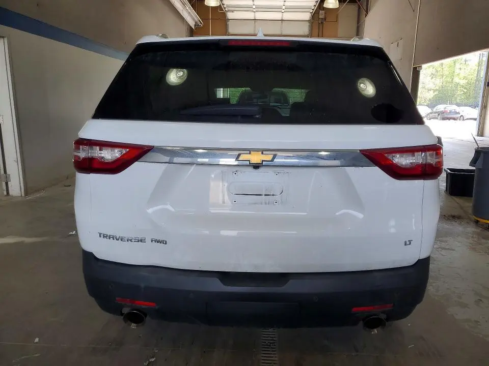 2018 CHEVROLET TRAVERSE LT  