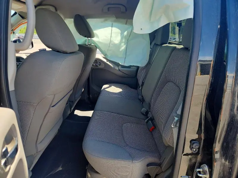 2020 NISSAN FRONTIER SV  
