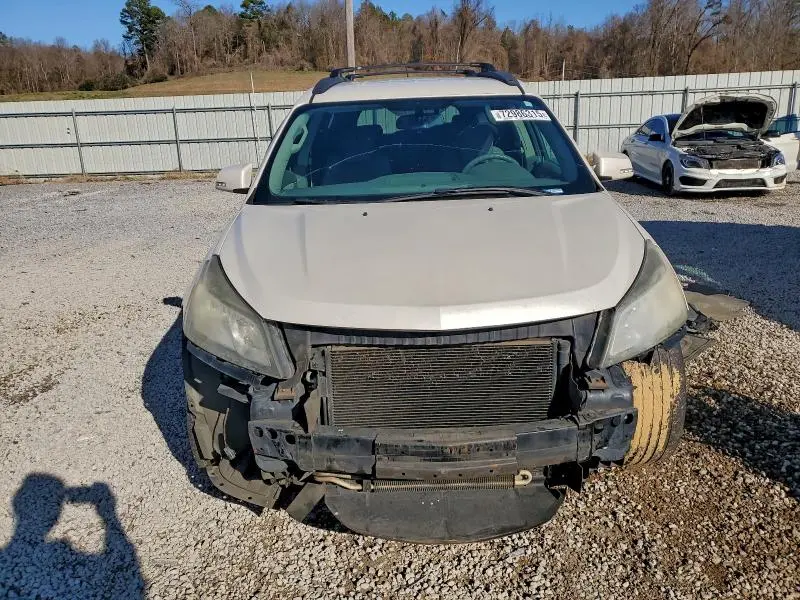 2013 CHEVROLET TRAVERSE LT  