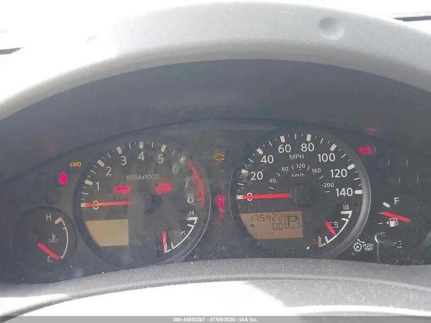 2016 NISSAN FRONTIER SV