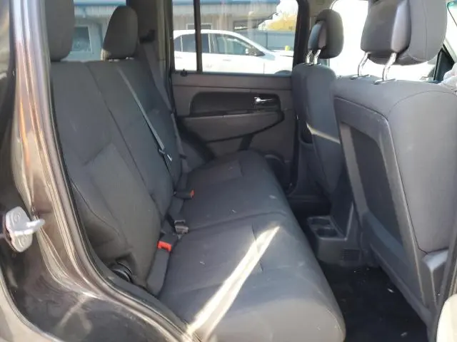 2011 JEEP LIBERTY SPORT  