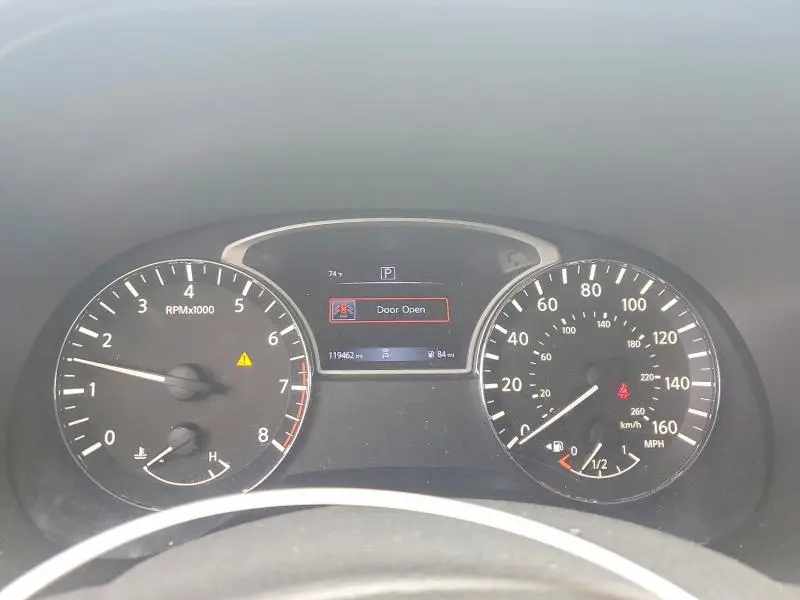 2018 NISSAN PATHFINDER SV  
