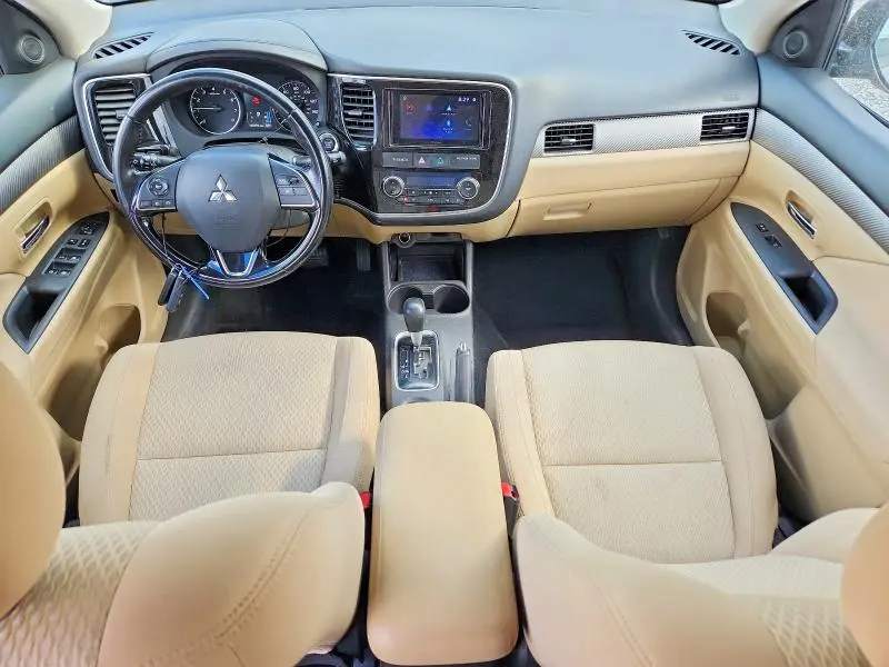 2016 MITSUBISHI OUTLANDER SE  
