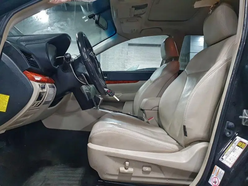 2011 SUBARU OUTBACK 2.5I LIMITED  