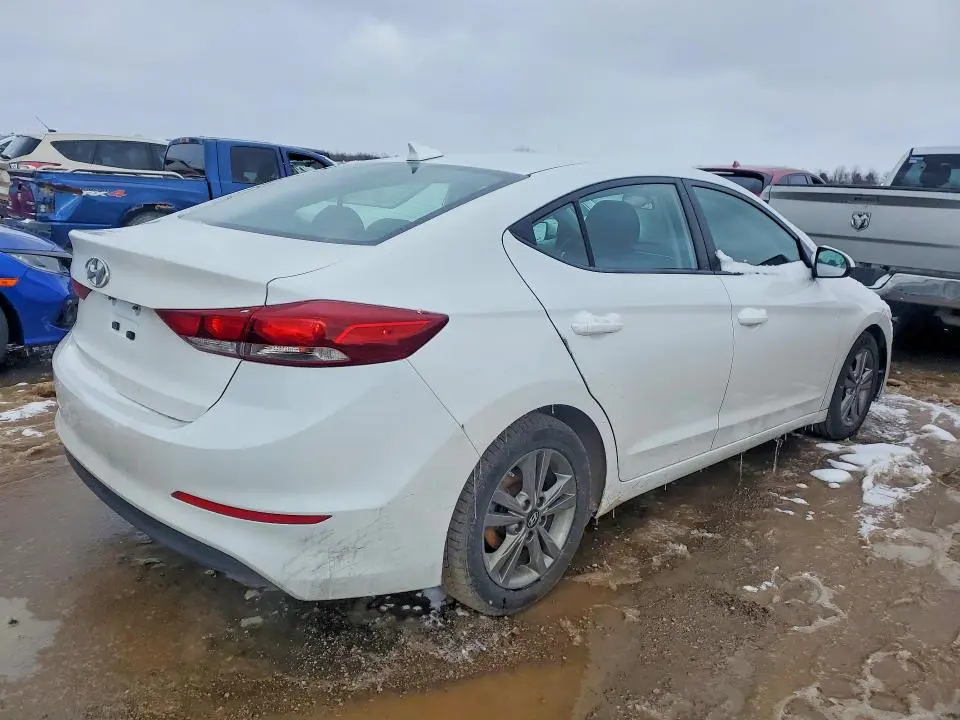 2018 HYUNDAI ELANTRA SEL  