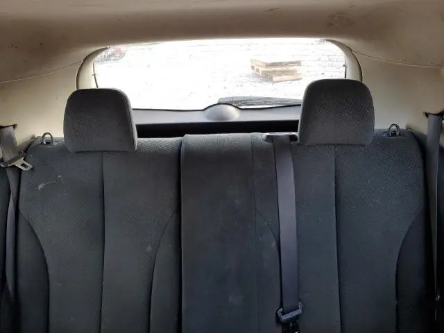 2011 NISSAN VERSA S  
