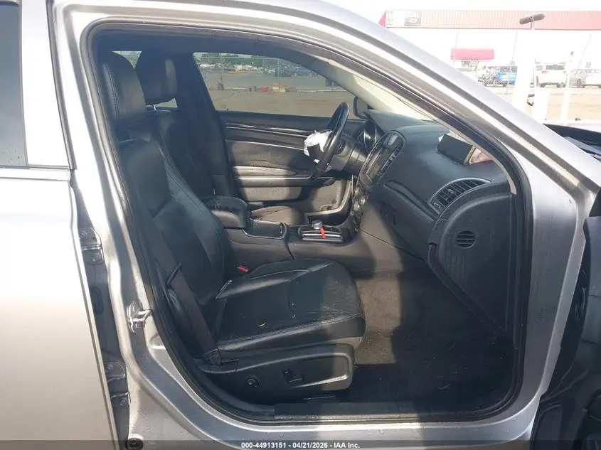 2016 CHRYSLER 300 LIMITED