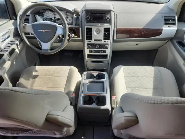 2010 CHRYSLER TOWN & COUNTRY TOURING  