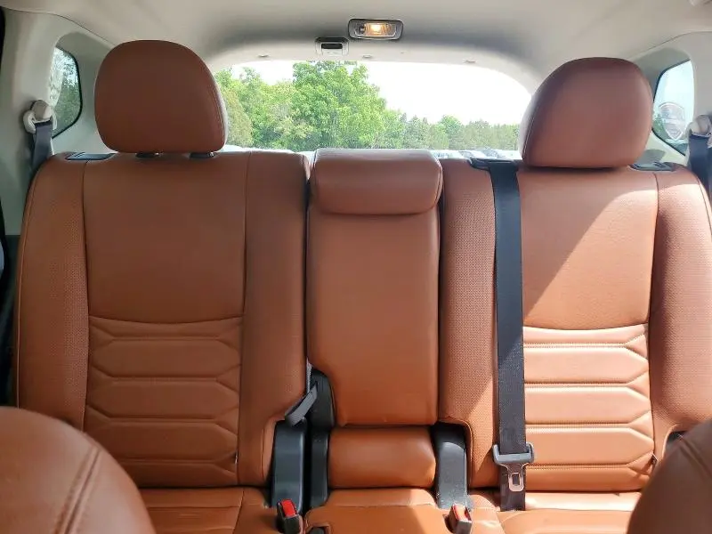 2017 NISSAN ROGUE SL  