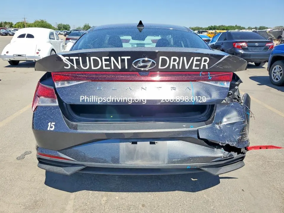 2022 HYUNDAI ELANTRA SEL  