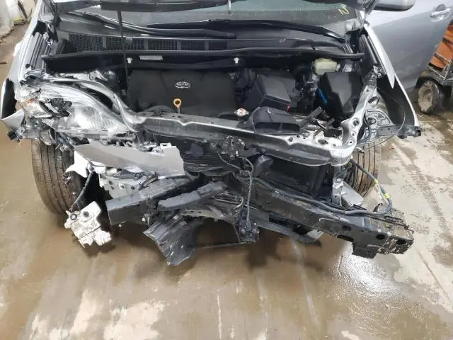 2018 TOYOTA SIENNA XLE  