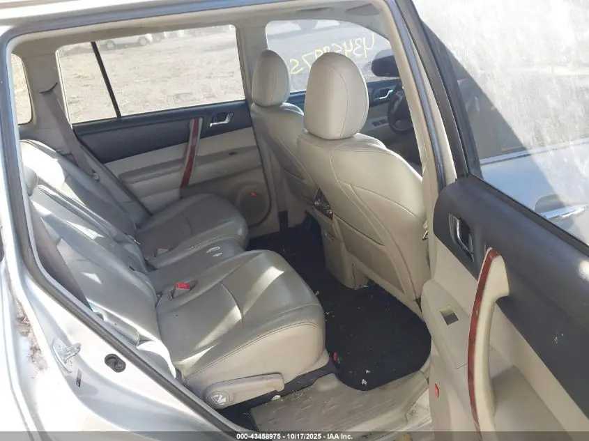 2012 TOYOTA HIGHLANDER LIMITED V6