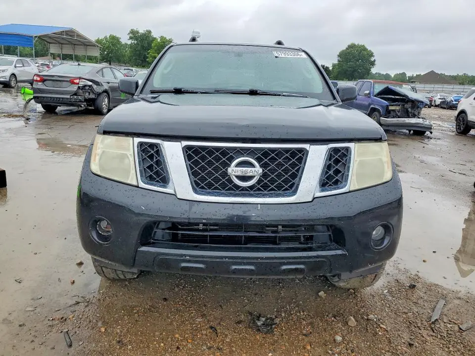 2011 NISSAN PATHFINDER S  