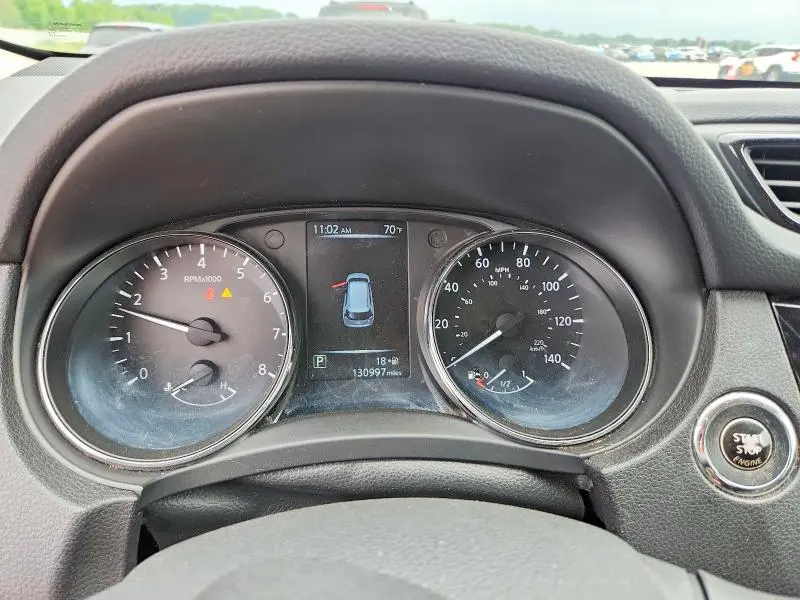 2017 NISSAN ROGUE SV  