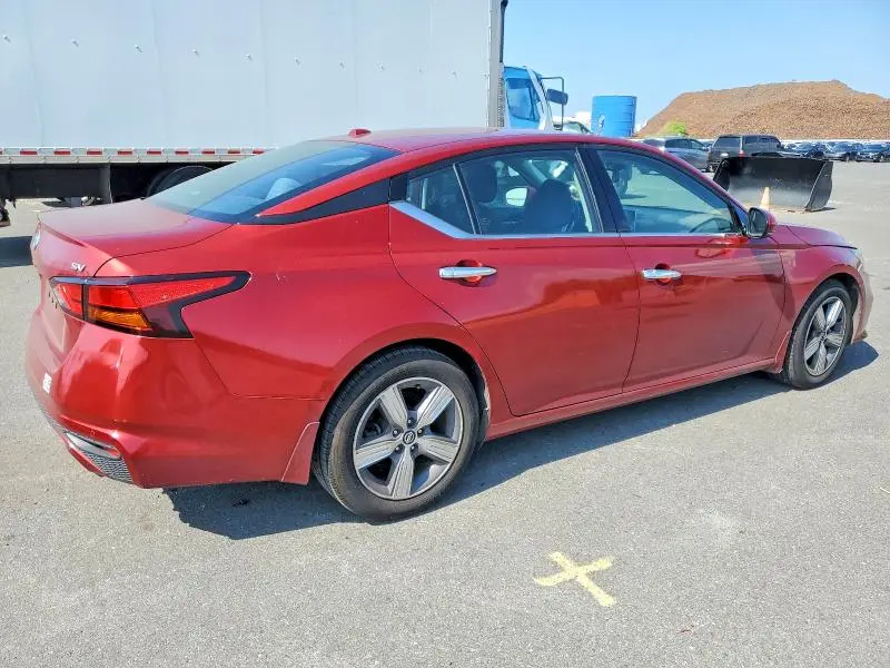 2019 NISSAN ALTIMA SV  