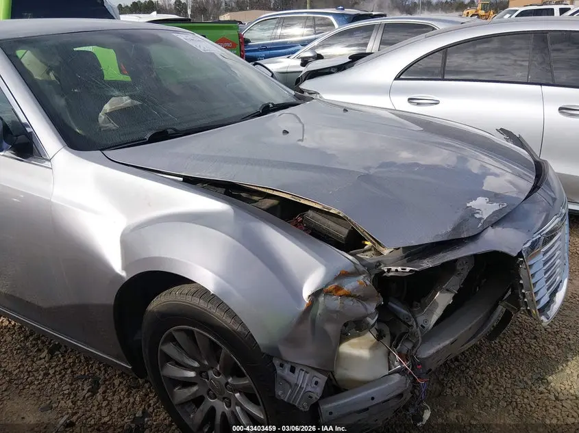 2013 CHRYSLER 300 MOTOWN