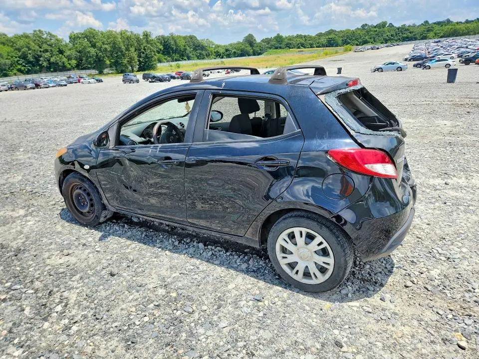2011 MAZDA MAZDA2   