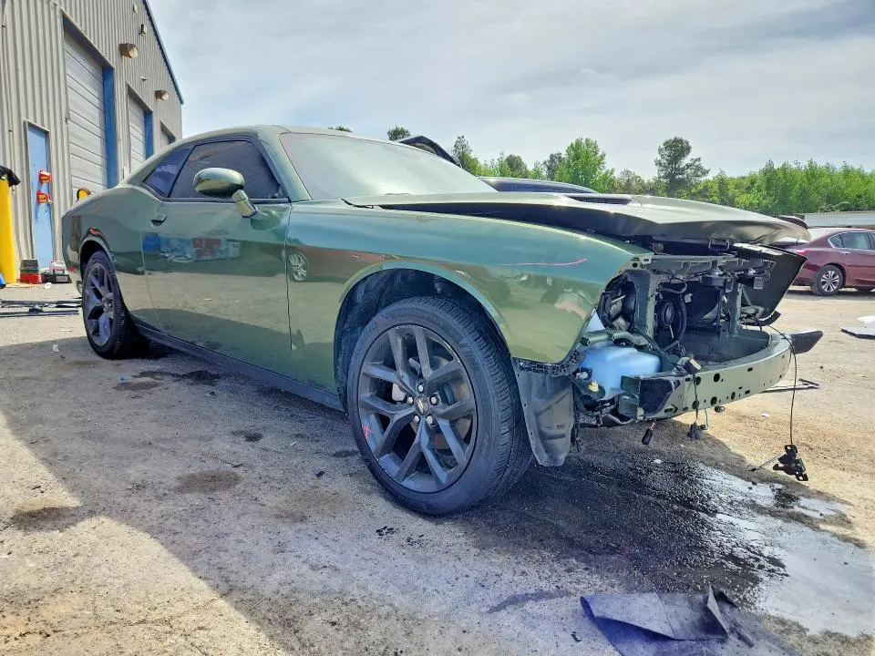 2021 DODGE CHALLENGER SXT  