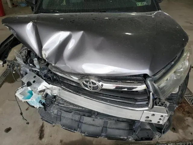 2016 TOYOTA HIGHLANDER XLE  