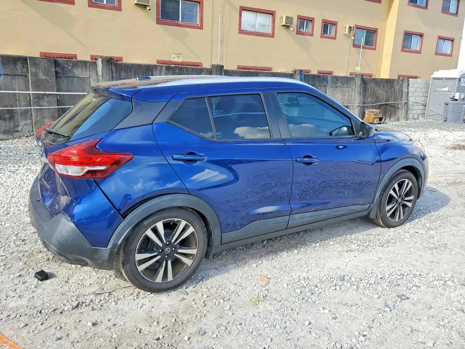 2019 NISSAN KICKS SV  