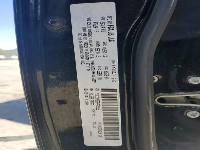2016 CHRYSLER 300 LIMITED  