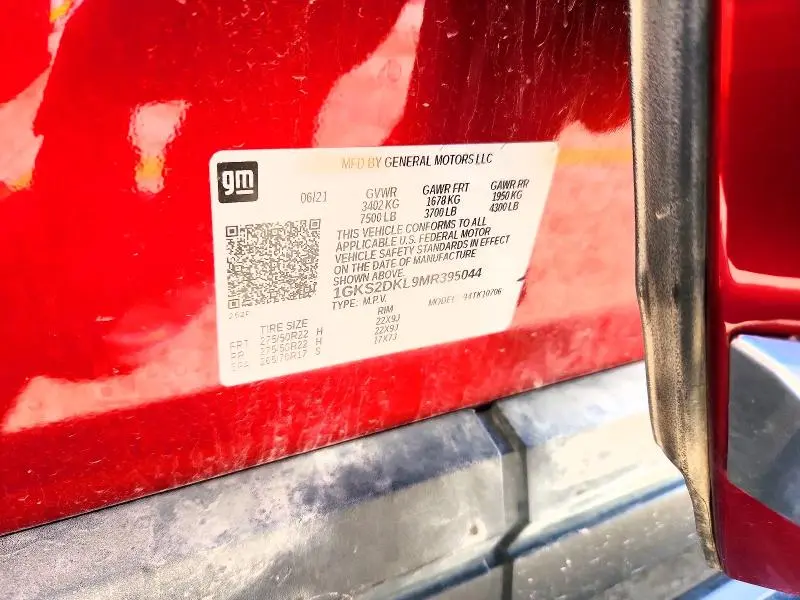2021 GMC YUKON DENALI  