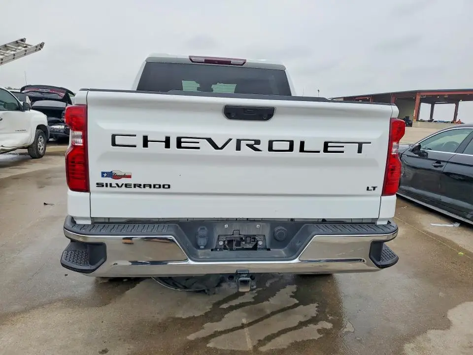 2023 CHEVROLET SILVERADO C1500 LT  