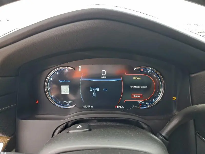 2019 CADILLAC ESCALADE LUXURY  