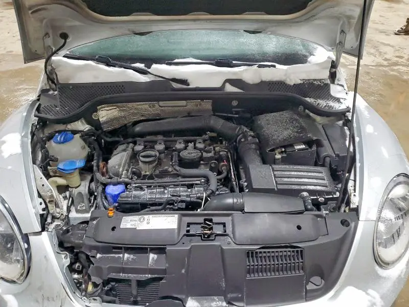 2012 VOLKSWAGEN BEETLE TURBO  