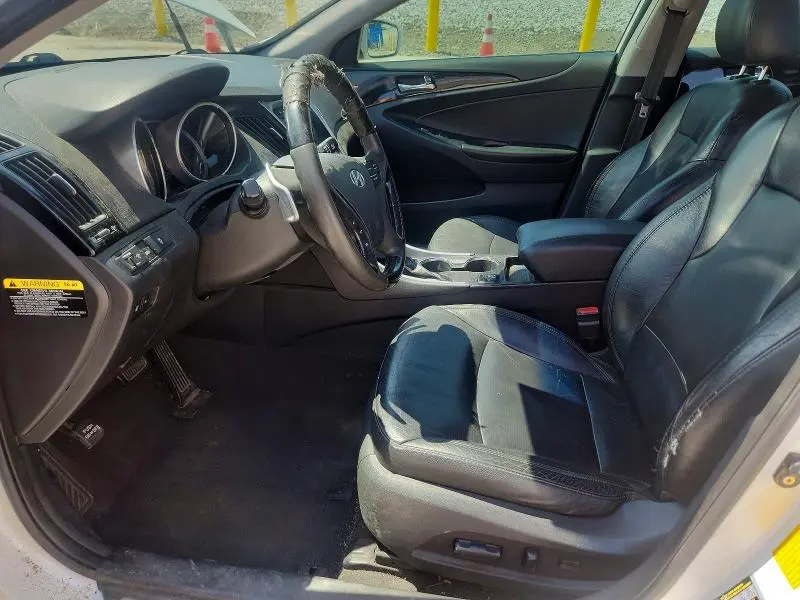 2011 HYUNDAI SONATA   