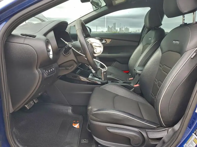 2021 KIA FORTE GT LINE  