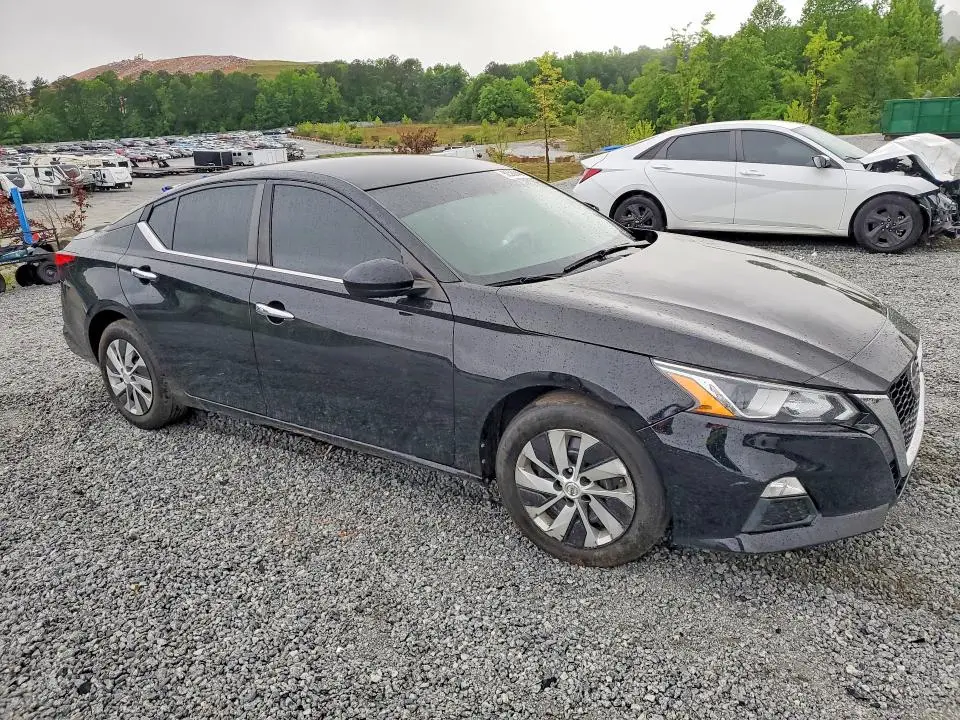 2020 NISSAN ALTIMA S  