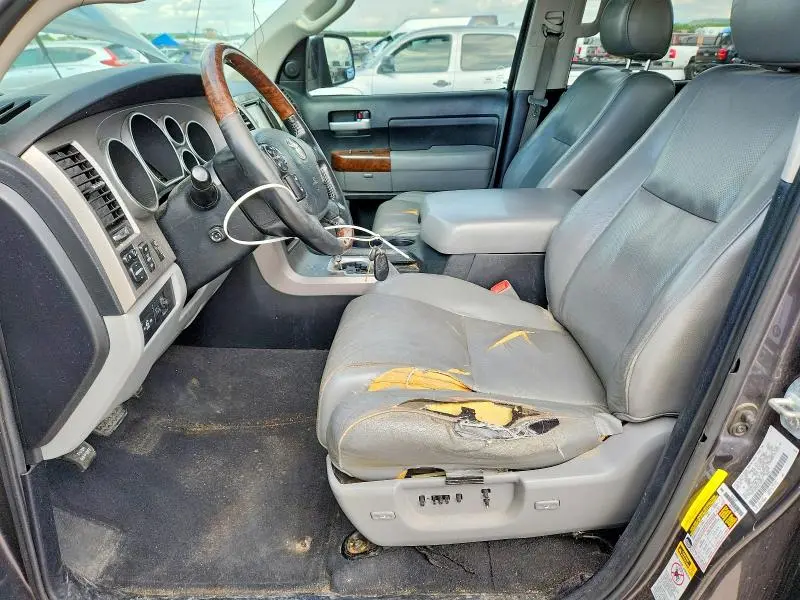2012 TOYOTA TUNDRA CREWMAX LIMITED  