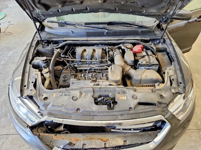 2018 FORD TAURUS SEL  