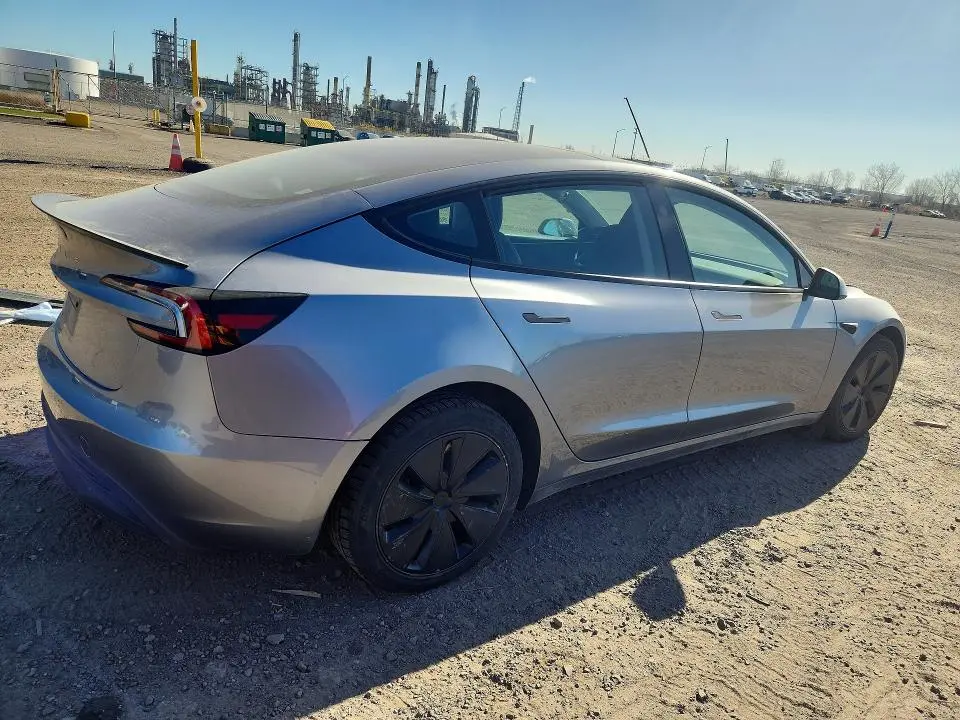 2024 TESLA MODEL 3   