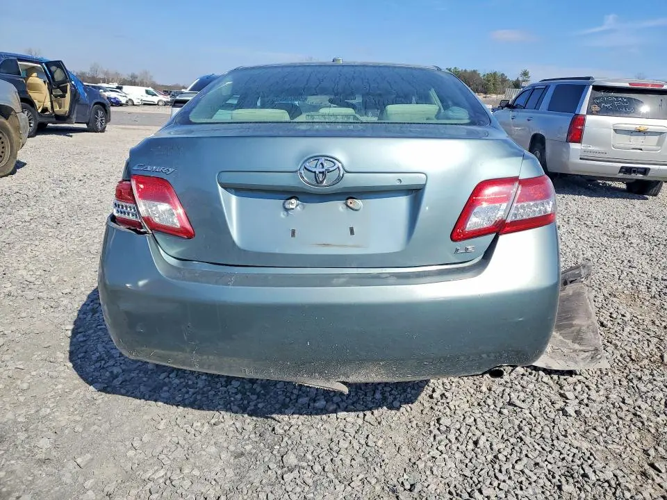 2011 TOYOTA CAMRY   