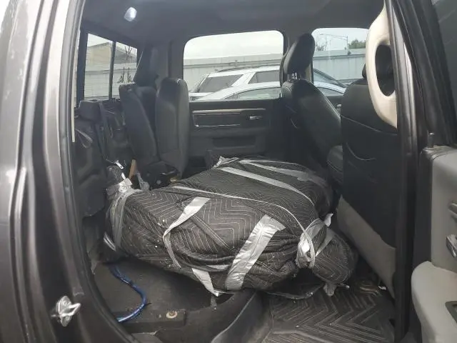 2017 RAM 1500 SLT  